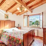 Sea View - Private Pool Overlooking The Sea * Leivi