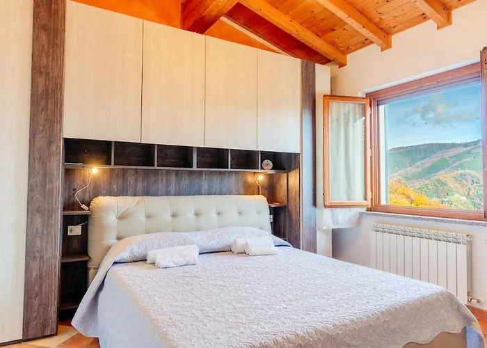 Sea View - Private Pool Overlooking The Sea * Leivi